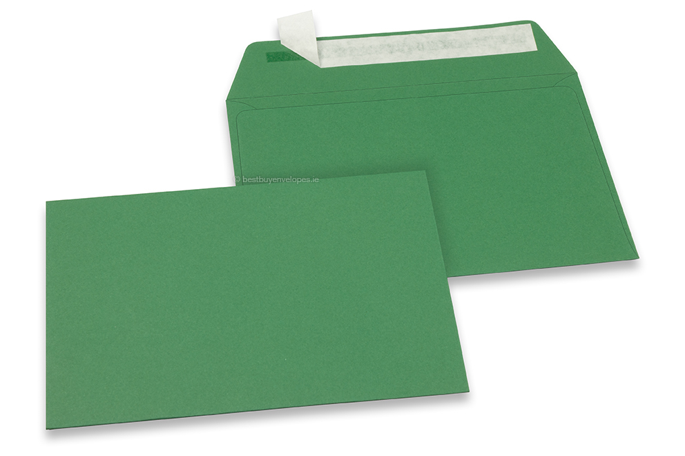 Dark green coloured paper envelopes - 114 x 162 mm