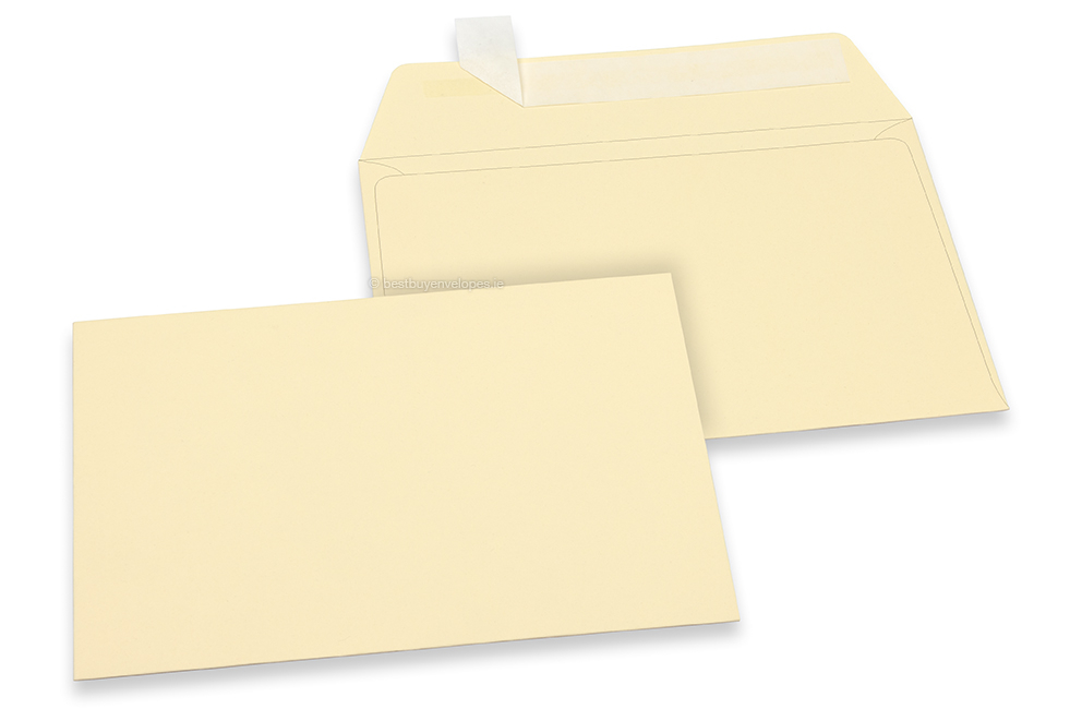 Ivory white coloured paper envelopes - 114 x 162 mm
