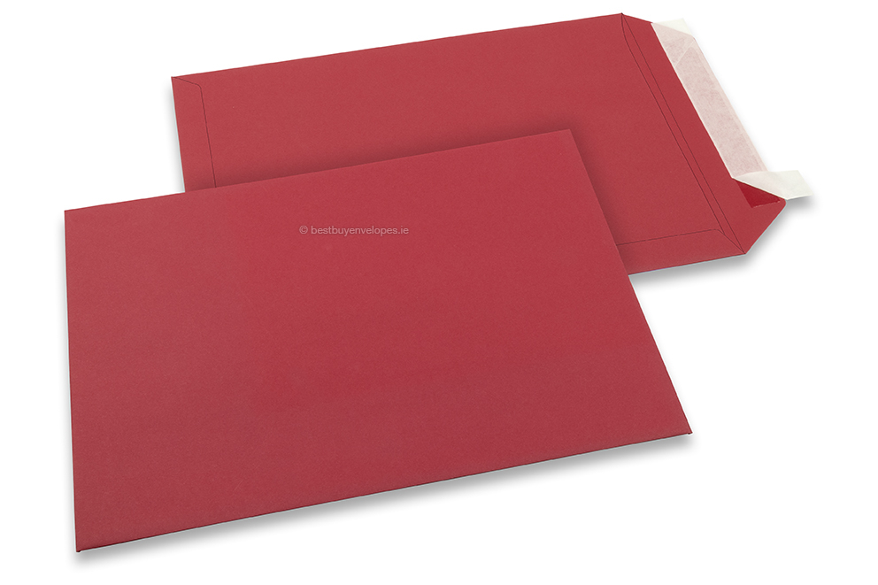 Dark red coloured paper envelopes - 229 x 324 mm 