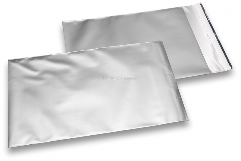 Silver coloured matt metallic foil envelopes - 180 x 250 mm