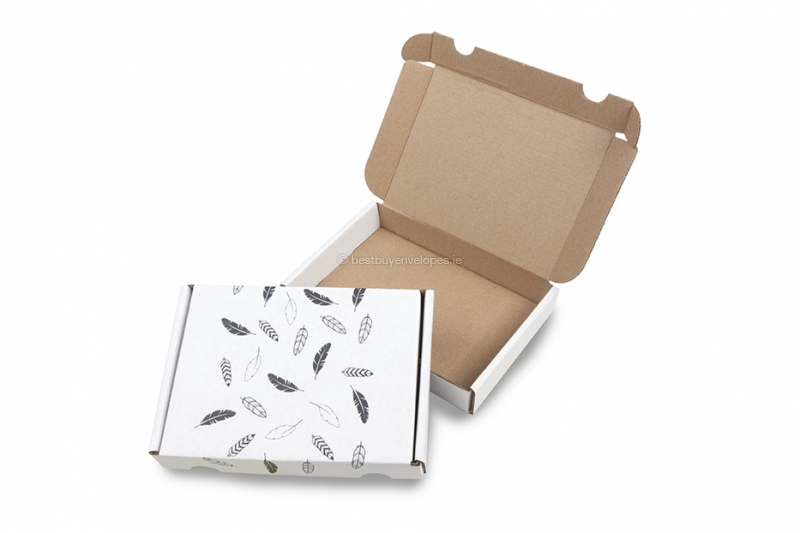 Printed shipping boxes - feathers black