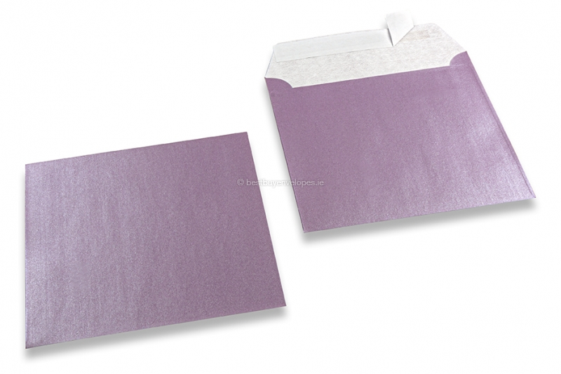 Lilac coloured mother-of-pearl envelopes - 155 x 155 mm