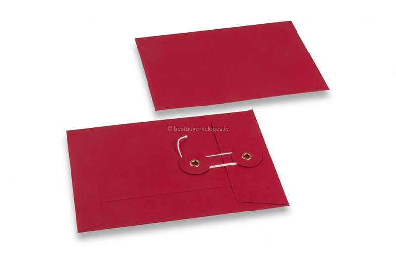 Envelopes with string and washer closure - 114 x 162 mm, red
