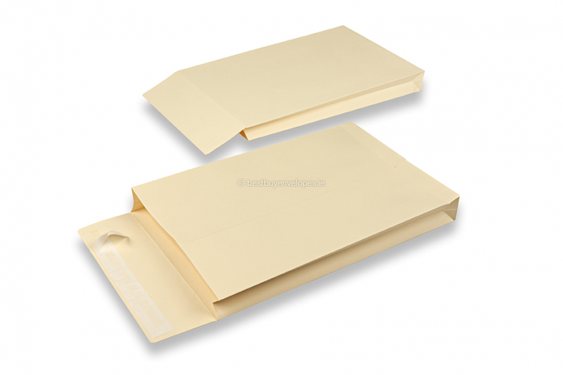 Gusset envelopes with block bottom - 230 x 350 x 40 mm, cream