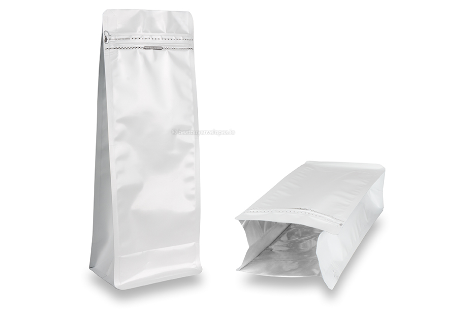 Flat bottom pouches - white, 2000 ml / 1000 grams ground coffee