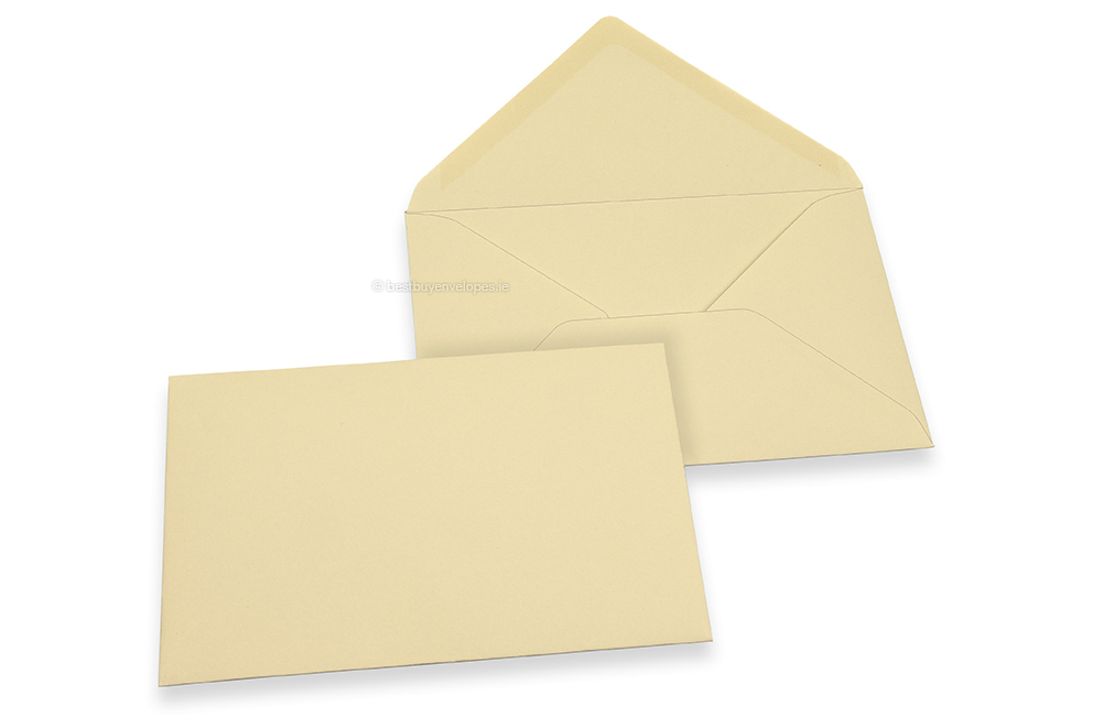 Coloured greeting card envelopes - camel, 114 x 162 mm