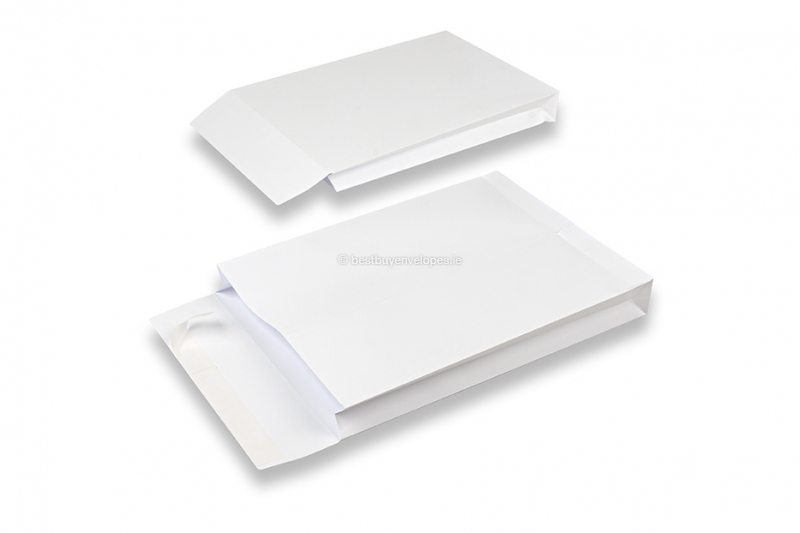 Gusset envelopes with block bottom - 229 x 324 x 40 mm, white